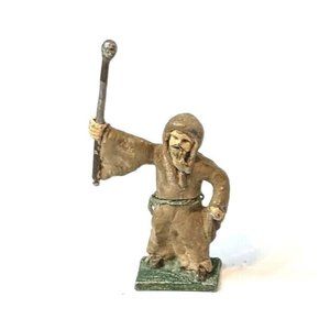 Heritage FF-5 Wizard with Staff 2 Metal 25mm Miniature 1976 D&D